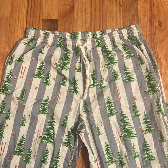 Gray Malin x Sant and Abel Holiday Ski Snow Pajama Pants - Picture 2 of 6